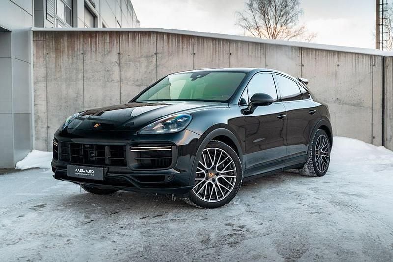 Gebraucht Porsche Cayenne Turbo GT 640 PS (470 kW) 2023 Schwarz SUV