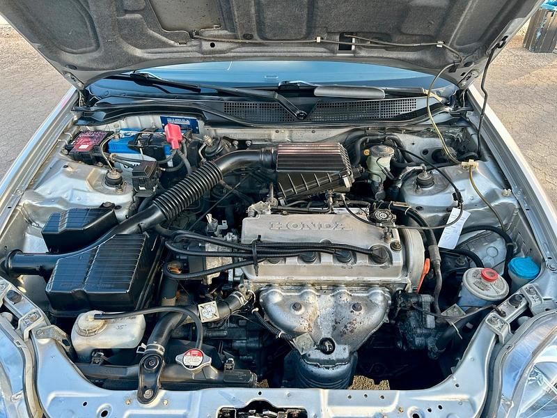 Gebraucht Honda Civic LS 105 PS (77 kW) 1996 Silber Coupé