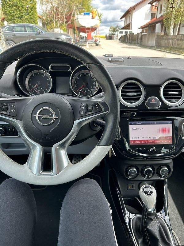 Schwarz Gebraucht 2014 Opel Adam Kleinwagen | 8.980 € (Etwas zu teuer) - Bild 1/4