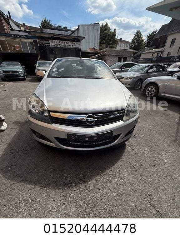 Silber Gebraucht 2008 Opel Astra Cabriolet Edition Cabrio | 1.499 € (Superpreis) - Bild 1/4