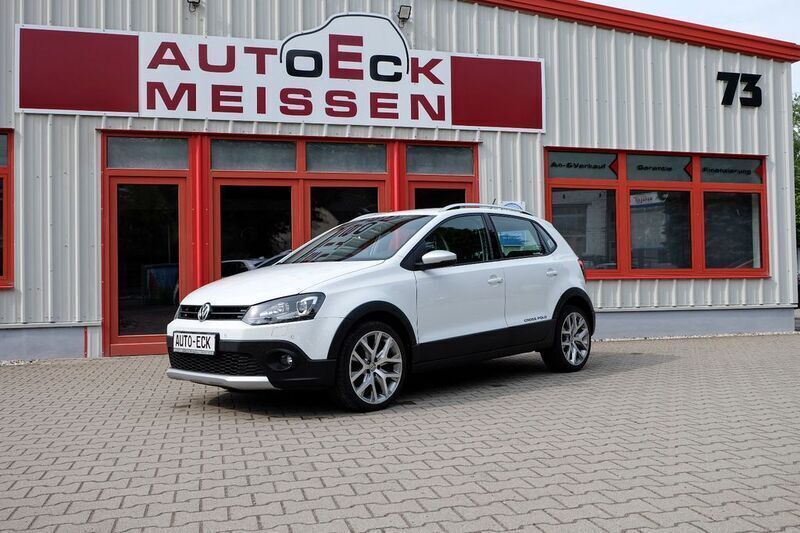Weiß Gebraucht 2016 VW Polo Cross Kleinwagen | 12.450 € (Etwas zu teuer) - Bild 1/4