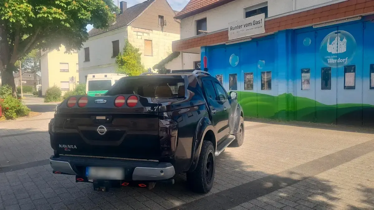 Gebraucht Nissan Navara Tekna 190 PS (139 kW) 2020 Schwarz Pickup
