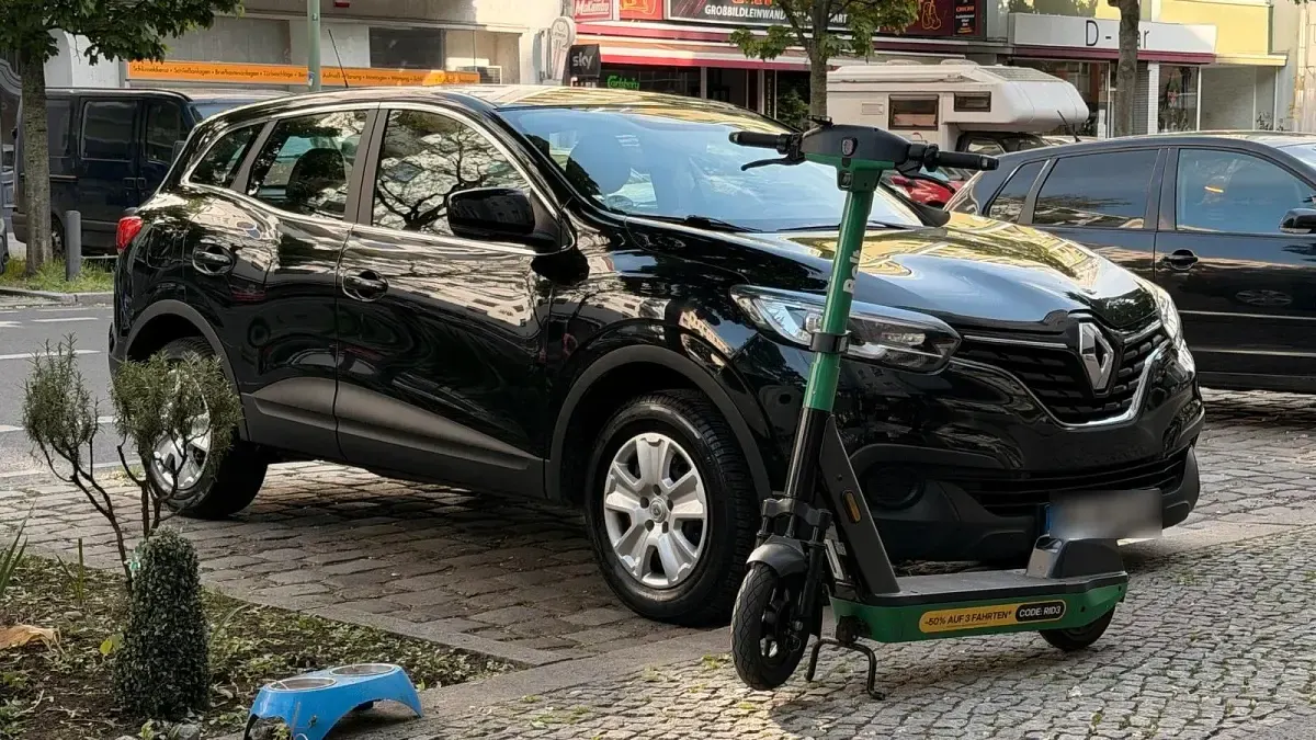 Gebraucht Renault Kadjar 130 PS (95 kW) 2017 Schwarz SUV