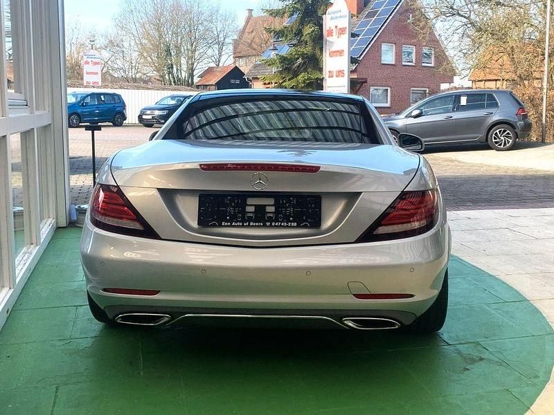 Gebraucht Mercedes SLC200 184 PS (135 kW) 2018 Silber Cabrio