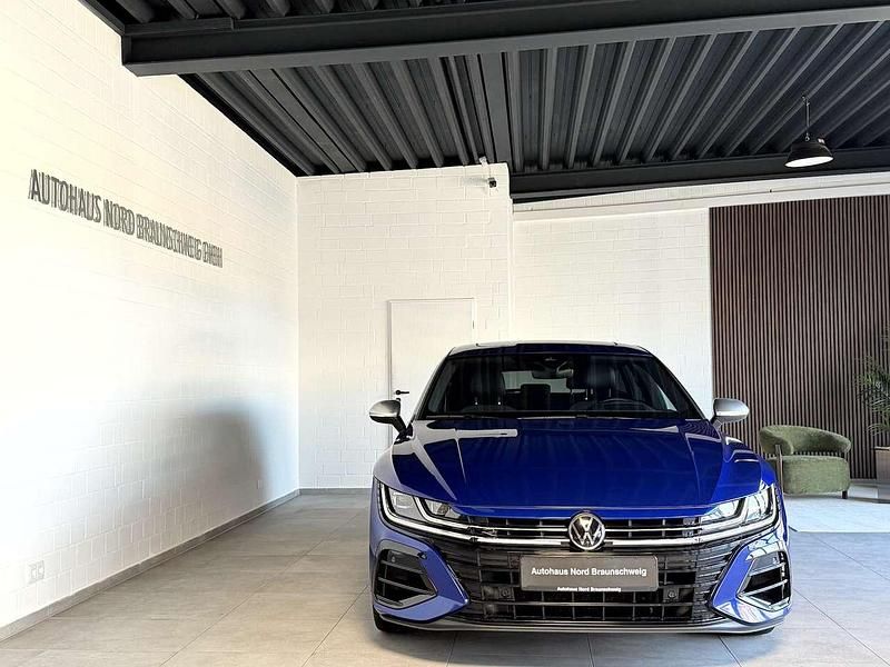 Gebraucht VW Arteon R 320 PS (235 kW) 2022 Lapiz blue metallic Kombi