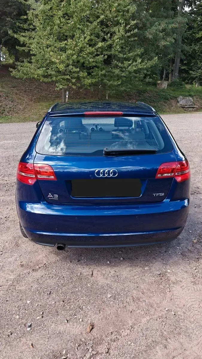 Gebraucht Audi A3 Sportback Ambition 105 PS (77 kW) 2011 Blau Kleinwagen