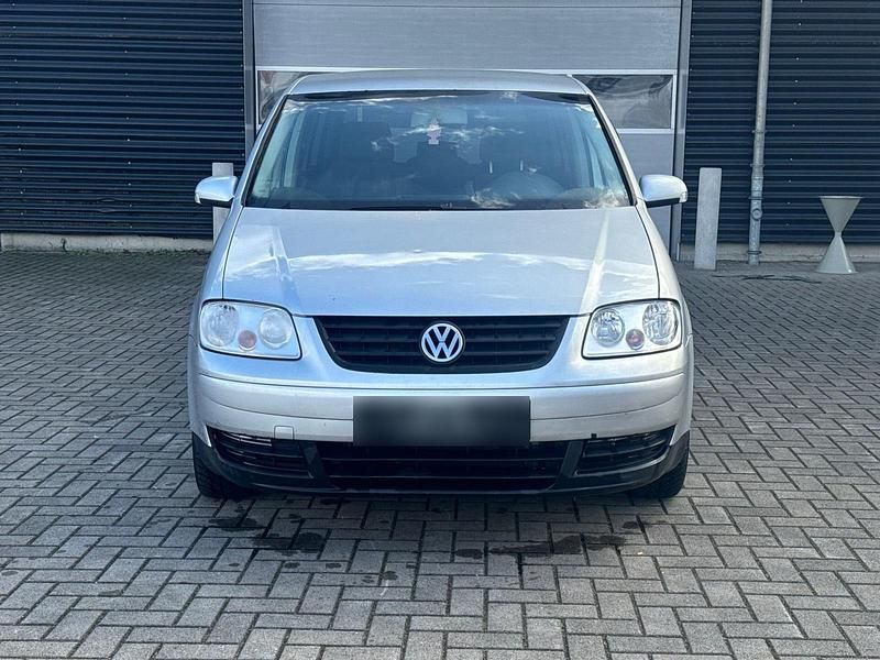 Gebraucht VW Touran 105 PS (77 kW) 2004 Silber Van / Kleinbus