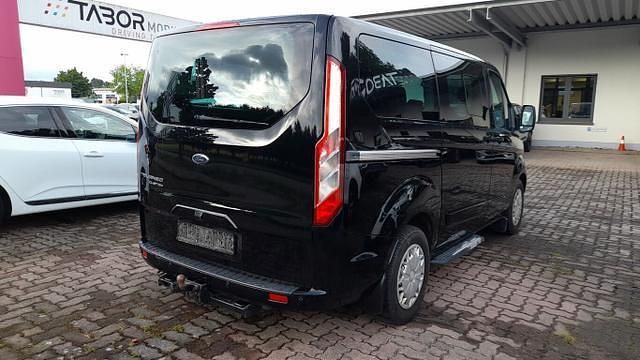 Iridiumschwarz metallic iridiumschwarz metallic Gebraucht 2017 Ford Tourneo Custom Titanium Van / Kleinbus | 26.579 € (Guter Preis) - Bild 1/4