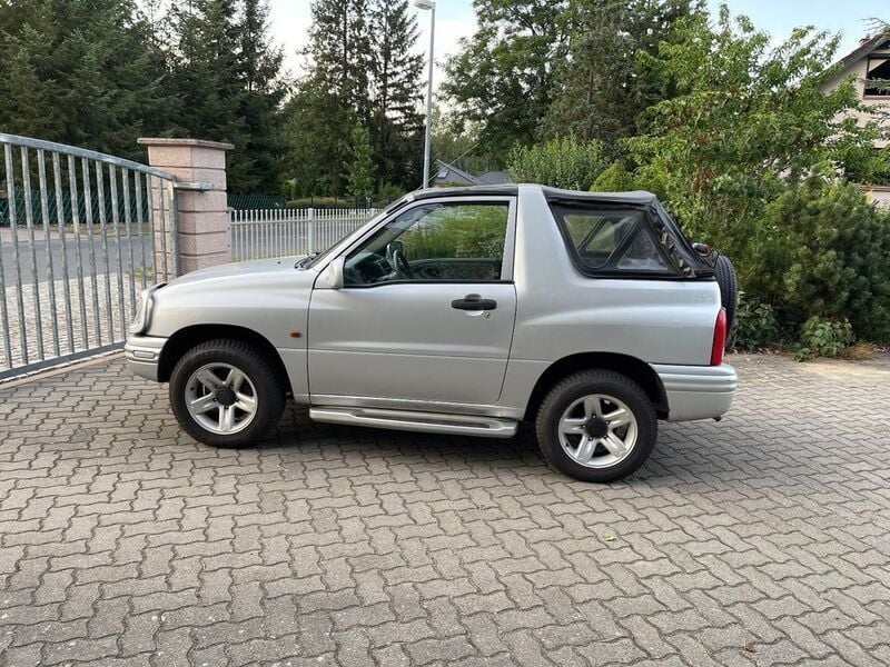 Gebraucht Suzuki Grand Vitara 128 PS (94 kW) 1999 Silber SUV