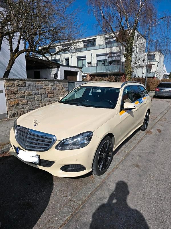 Gebraucht Mercedes E200 136 PS (100 kW) 2015 Beige Kombi