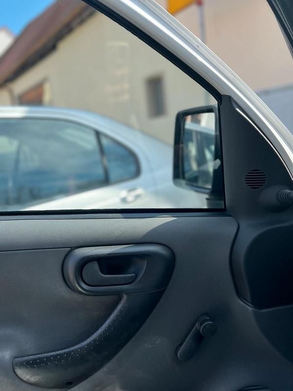 Gebraucht Opel Combo 75 PS (55 kW) 2004 Weiß Van / Kleinbus