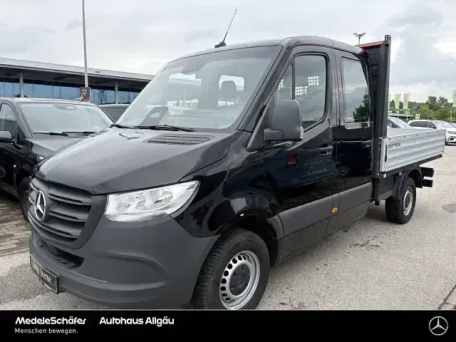 Gebraucht Mercedes Sprinter 170 PS (125 kW) 2025 Schwarz Van