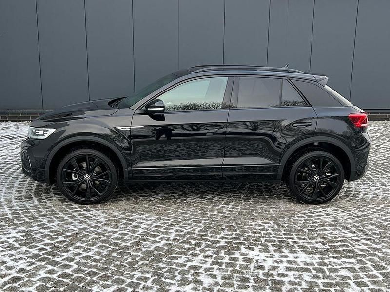 Neu VW T-Roc Style 150 PS (110 kW) 2025 Grenadillschwarz metallic SUV