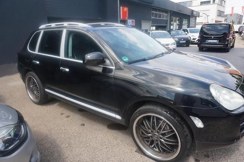 Schwarz Gebraucht 2006 Porsche Cayenne Basis SUV | 7.999 € (Fairer Preis) - Bild 1/4