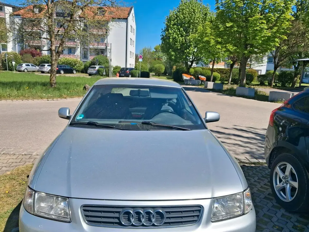 Gebraucht Audi A3 101 PS (74 kW) 1999 Silber Kleinwagen
