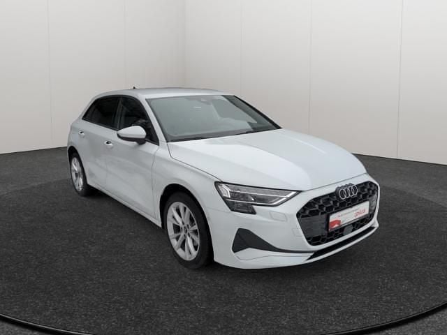 Second-hand Audi A3 Advanced Plus 150 CP (110 kW) 2025 Alb Berlinǎ
