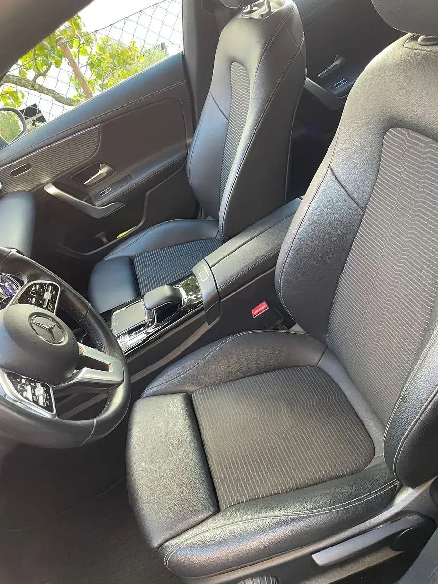 Gebraucht Mercedes CLA200 Shooting Brake 163 PS (119 kW) 2020 Grau Kombi