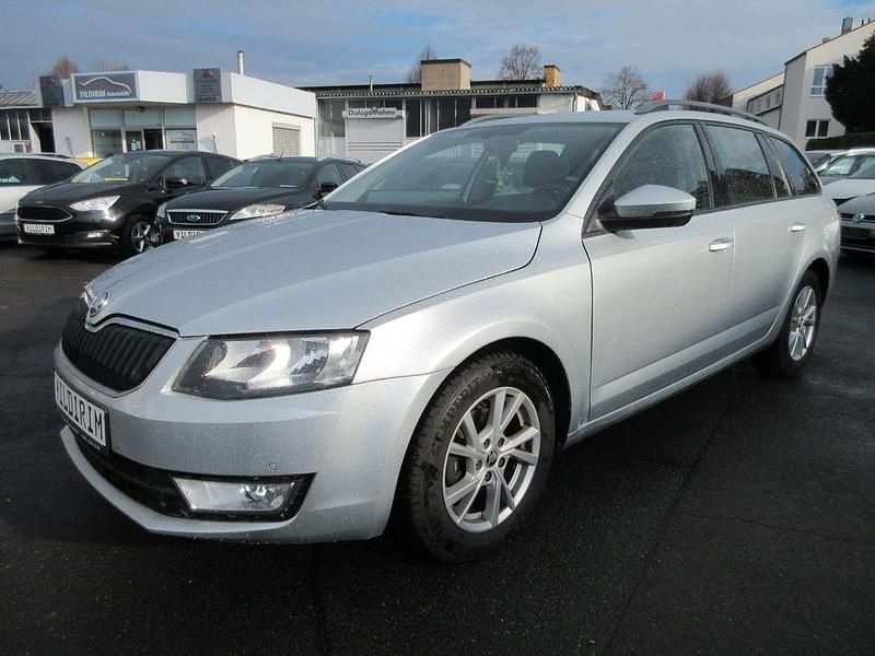Gebraucht Skoda Octavia Ambition 110 PS (80 kW) 2016 Silber Kleinwagen