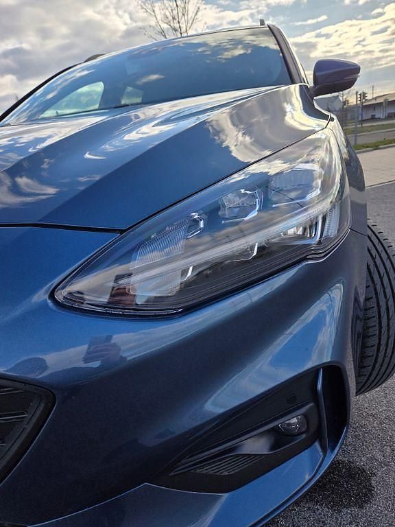 Gebraucht Ford Focus ST-Line 120 PS (88 kW) 2021 Blau Kombi