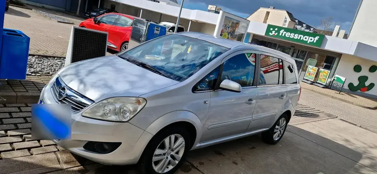 Gebraucht Opel Zafira Edition 69 PS (50 kW) 2008 Grau Van / Kleinbus