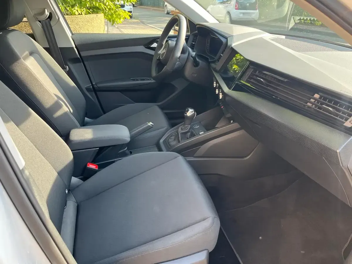 Gebraucht Audi A1 Ambiente 115 PS (84 kW) 2025 Weiß SUV