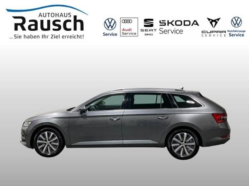 Gebraucht Skoda Superb Style 200 PS (147 kW) 2023 Grau Kombi