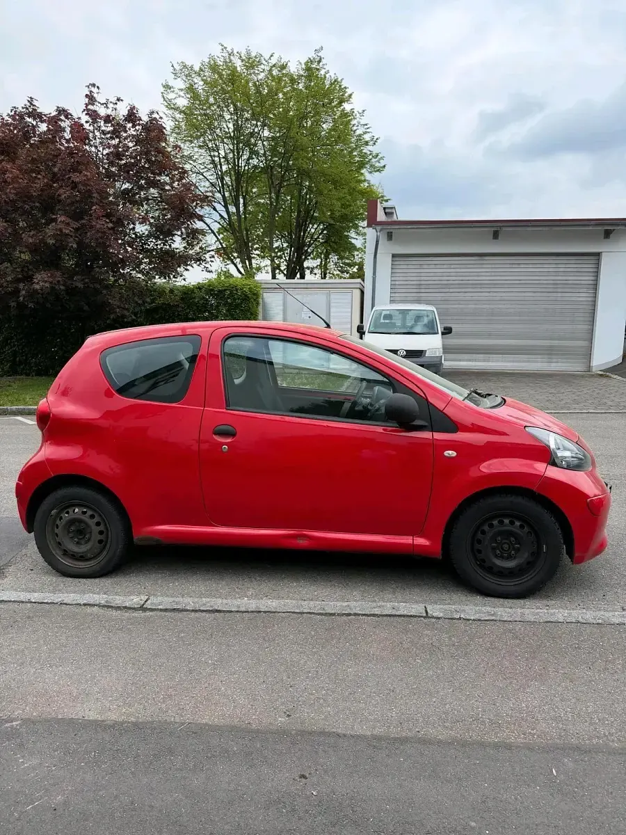Occasion Toyota Aygo 70 ch (51 kW) 2008 Rouge Citadine