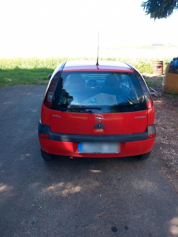 Rot Gebraucht 2002 Opel Corsa Kleinwagen | 1.300 € (Fairer Preis) - Bild 1/4