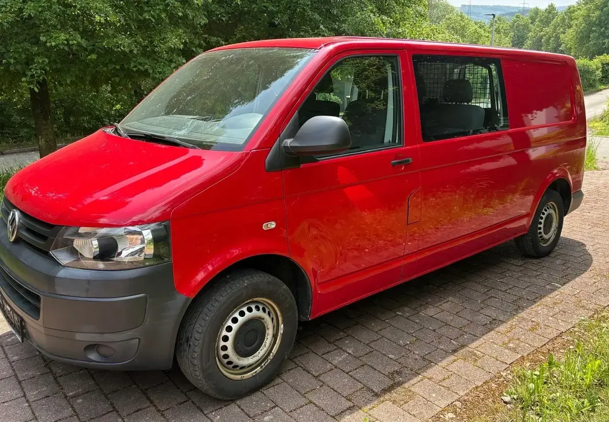 Gebraucht VW T5 84 PS (61 kW) 2013 Rot Van