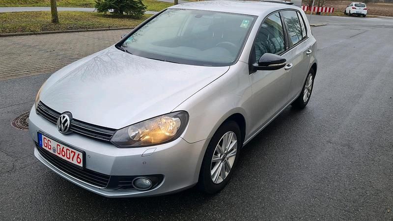 Gebraucht VW Golf VI 86 PS (63 kW) 2011 Silber Kleinwagen