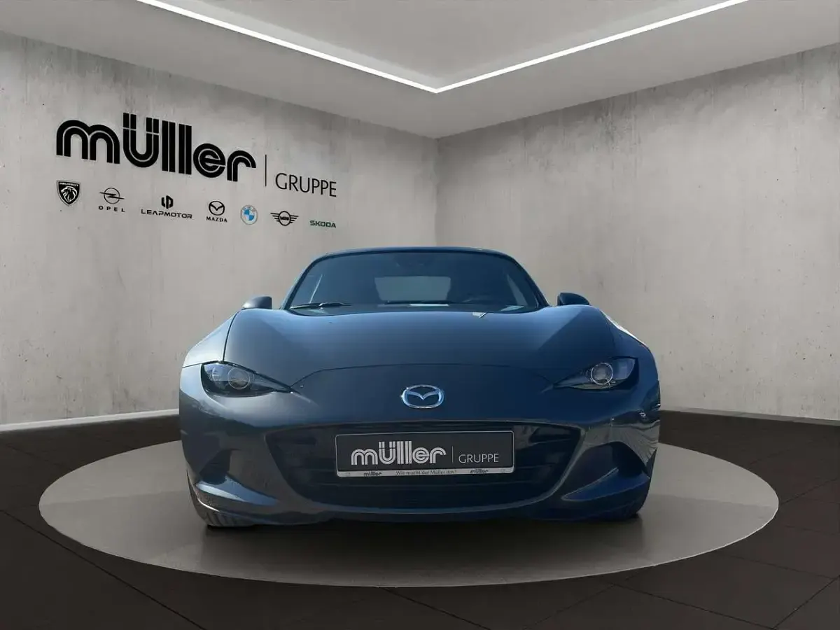 Neu Mazda MX5 Exclusive-Line 132 PS (97 kW) 2026 Machine gray Cabrio