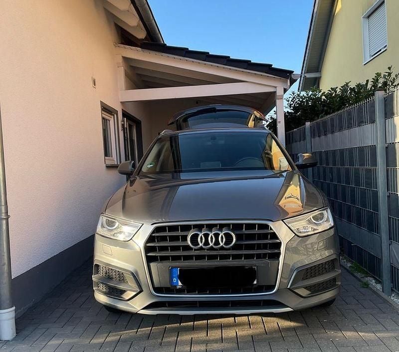 Grau Gebraucht 2017 Audi Q3 SUV | 16.000 € (Guter Preis) - Bild 1/4