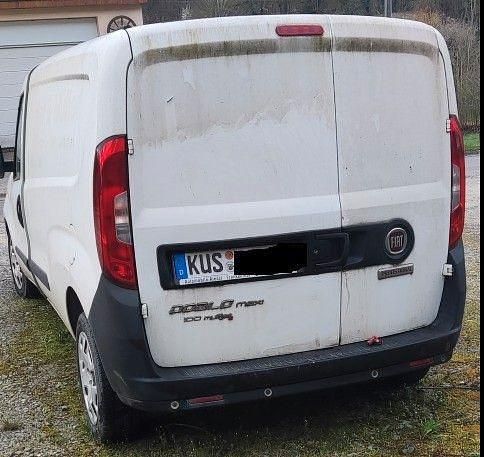 Gebraucht Fiat Doblò Lounge 101 PS (74 kW) 2017 Weiß Van / Kleinbus