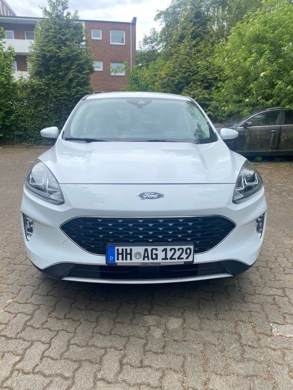 Weiß Gebraucht 2020 Ford Kuga Cool & Connect SUV | 18.200 € (Guter Preis) - Bild 1/4