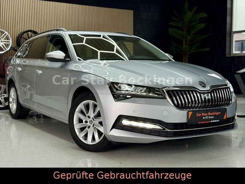 Silber Gebraucht 2020 Skoda Superb Limousine | 20.990 € (Etwas zu teuer) - Bild 1/4