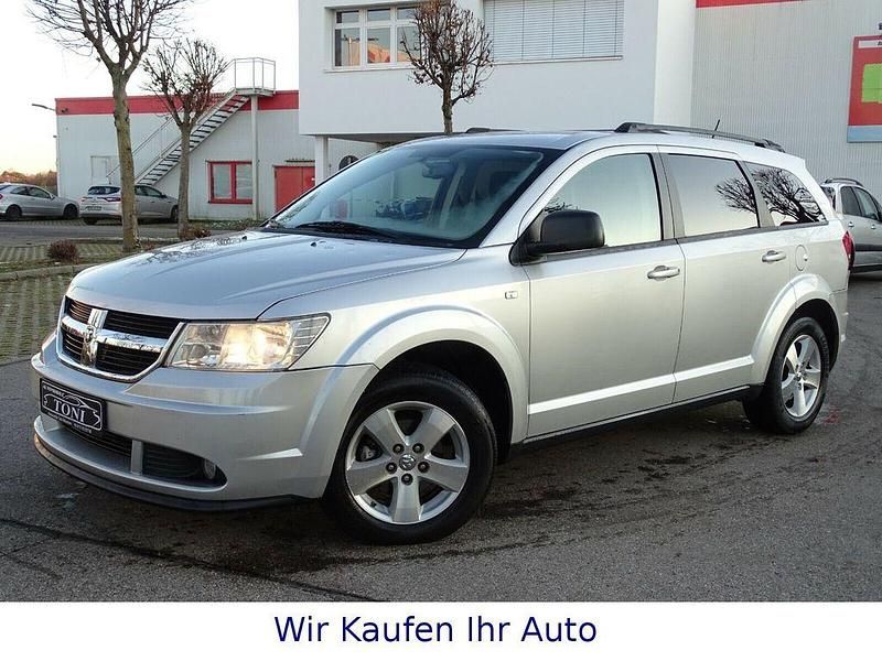 Silber Gebraucht 2009 Dodge Journey SXT SUV | 3.290 € (Guter Preis) - Bild 1/4
