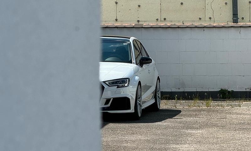 Weiß Gebraucht 2020 Audi RS3 Comfort Kleinwagen | 41.500 € (Fairer Preis) - Bild 1/4
