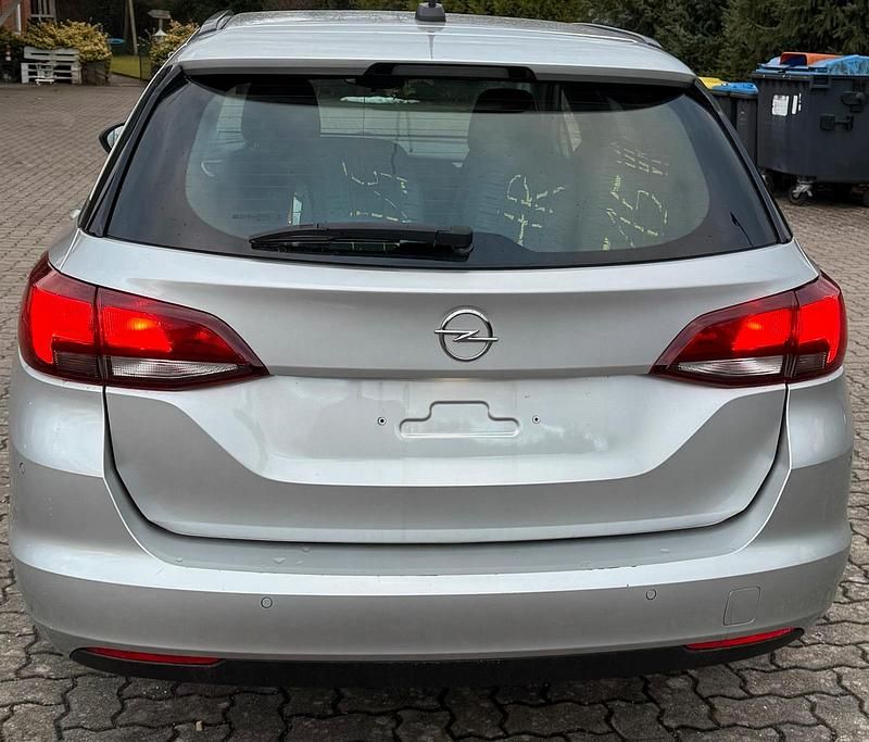 Gebraucht Opel Astra 122 PS (89 kW) 2021 Silber Kombi