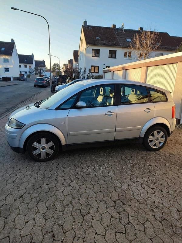 Silber Gebraucht 2001 Audi A2 Kleinwagen | 1.500 € (Superpreis) - Bild 1/4