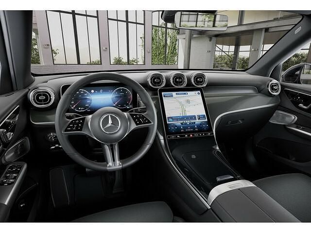 Gebraucht Mercedes GLC220 Advanced Plus 197 PS (144 kW) 2023 Schwarz SUV