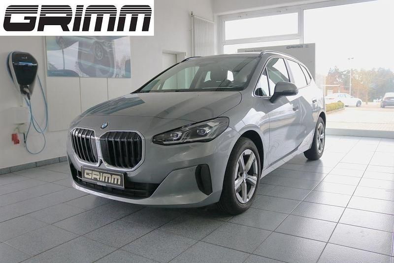 Gebraucht BMW 218 Sport Line 136 PS (100 kW) 2024 Skyscraper grau metallic Van / Kleinbus
