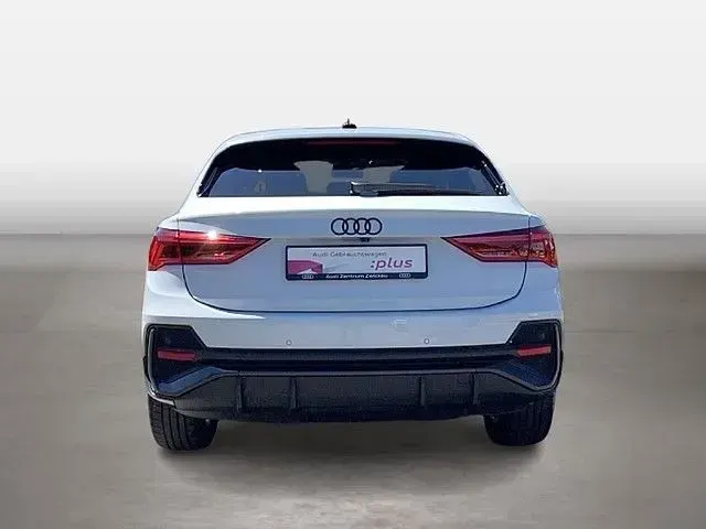 Gebraucht Audi Q3 Sportback Basis 245 PS (180 kW) 2022 Weiß SUV