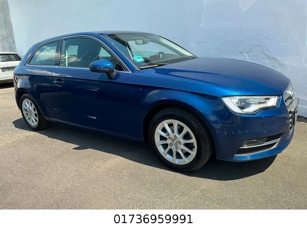 Gebraucht Audi A3 Attraction 110 PS (80 kW) 2016 Blau Limousine