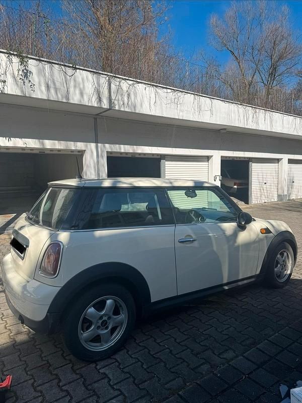 Gebraucht Mini ONE 95 PS (69 kW) 2010 Beige Kleinwagen