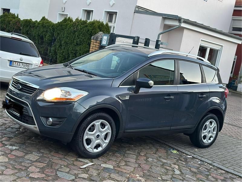 Grün Gebraucht 2010 Ford Kuga SUV | 3.850 € (Superpreis) - Bild 1/4