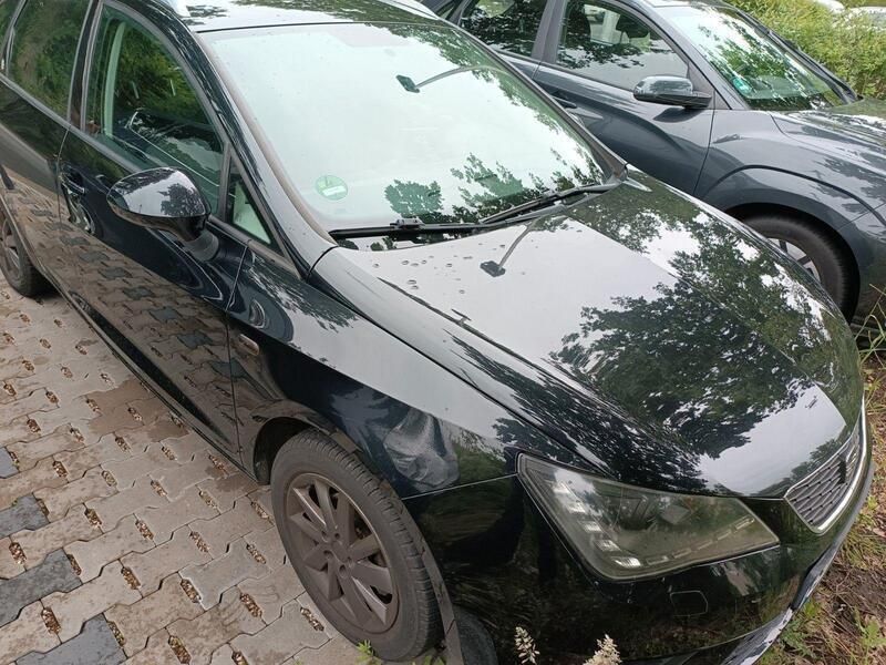 Schwarz Gebraucht 2014 Seat Ibiza ST Style Kombi | 5.000 € (Fairer Preis) - Bild 1/4