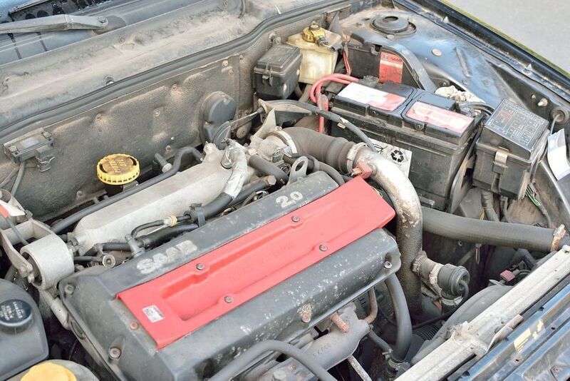 Schwarz Gebraucht 1996 Saab 9000 Limousine | 5.555 € - Bild 1/4