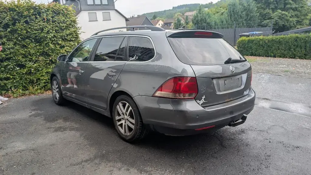 Gebraucht VW Golf V Sportline 140 PS (102 kW) 2007 Grau Limousine