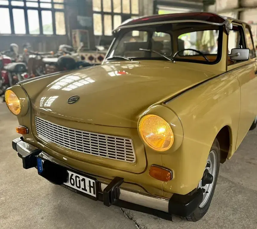 Gebraucht Trabant 601 26 PS (19 kW) 1982 Gold Kleinwagen