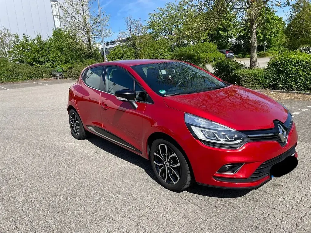 Gebraucht Renault Clio 90 PS (66 kW) 2018 Rot Limousine